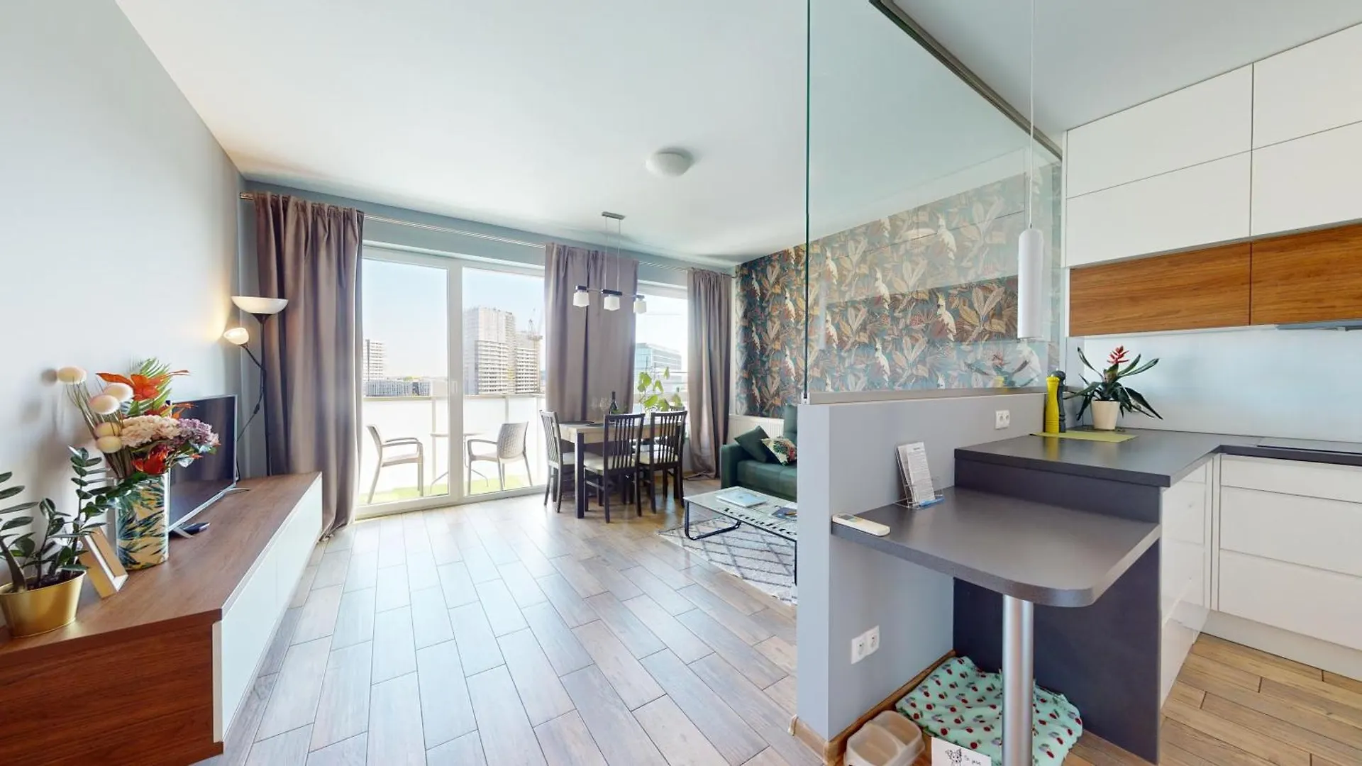 Dmowskiego Downtown Residence By Wroapart Pl Вроцлав Апартаменты