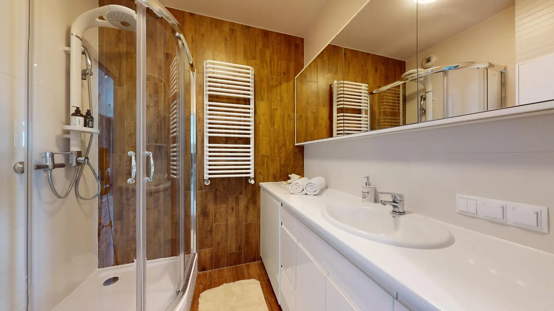 Апартаменты Dmowskiego Downtown Residence By Wroapart Pl Вроцлав Польша